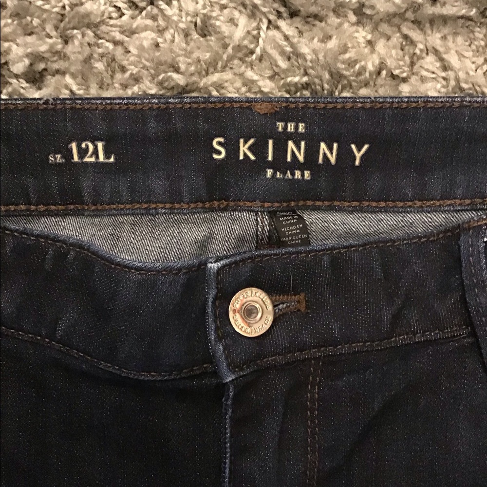 WHBM Curvy Skinny Flare